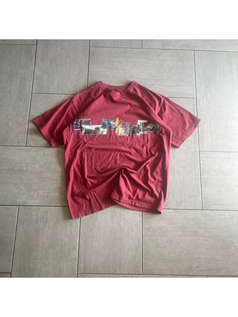 NewPort Blue Red Across Graphic T-Shirt Size Extra Large Casual Wear